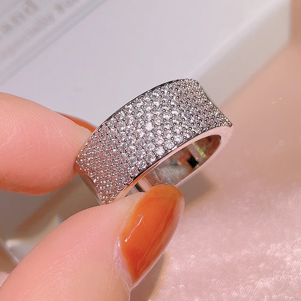 2022 NEW Women Rings Simple Finger Three Rows Cubic Zirconia Fashion Bridal Princess Wedding Engagement Ladies Jewelry
2022 NEW Women Rings Simple Finger Three Rows Cubic Zirconia Fashion Bridal Princess Wedding Engagement Ladies Jewelry