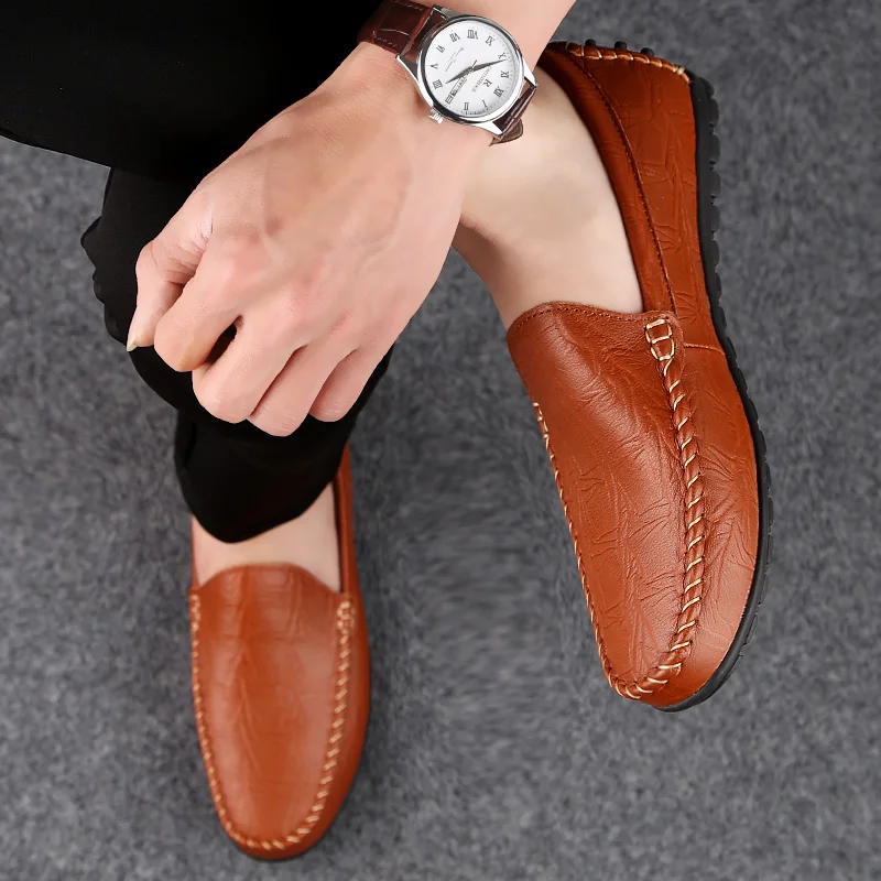 Italy Classic Men Casual Shoes Genuine Leather Loafers Office Shoes Men Driving Moccasins Comfortable Slip on Party Fashion Shoe 
Italy Classic Men Casual Shoes Genuine Leather Loafers Office Shoes Men Driving Moccasins Comfortable Slip on Party Fashion Shoe