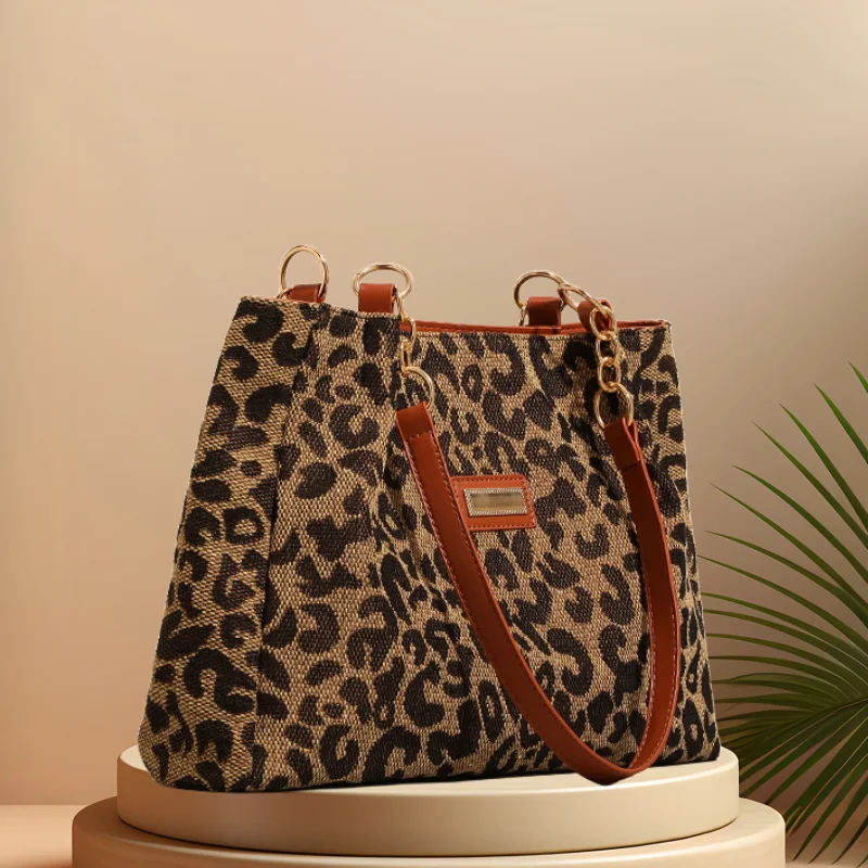 CFUN YA Original Design Leopard Handbag For Women Large Capacity Female Shoulder Bag Lady Mummy Travel Totes Pack Shopping Bags
CFUN YA Original Design Leopard Handbag For Women Large Capacity Female Shoulder Bag Lady Mummy Travel Totes Pack Shopping Bags
