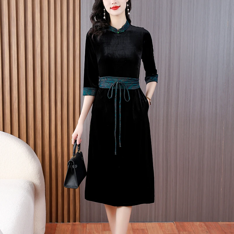 2023 autumn and winter heavy velvet loose version with waist seal temperament elegant improvement cheongsam explosive daily
2023 autumn and winter heavy velvet loose version with waist seal temperament elegant improvement cheongsam explosive daily
