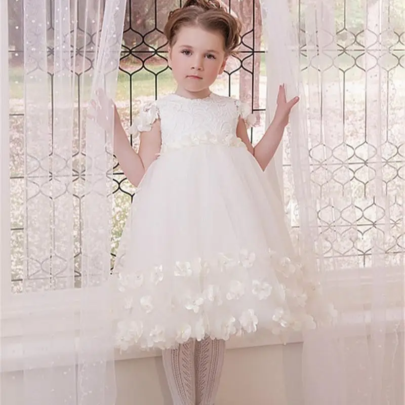 

Lace Girls Flower Dress With Bridal Train Cute Bow Ball Gown Tutu Dress Ivory Champagne Princess Wedding Party Gowns