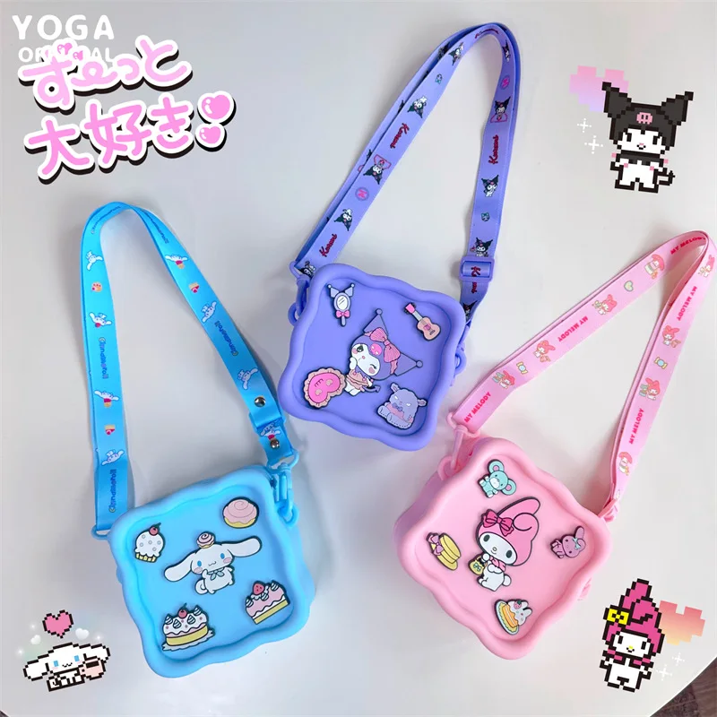 Kawaii Sanrio Kuromi квадратная силиконовая сумка через плечо аниме милая мультяшная My Melody Cinnamoroll мини сумка для хранения подарок на день рождения
Kawaii Sanrio Kuromi квадратная силиконовая сумка через плечо аниме милая мультяшная My Melody Cinnamoroll мини сумка для хранения подарок на день рождения