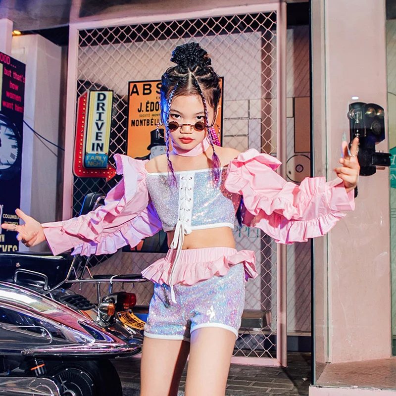 Костюм для девочек-подростков Kpop, костюм для джазовых танцев с блестками, одежда для подиума, шоу, праздничная одежда, Одежда для танцев в стиле хип-хоп, одежда для выступлений YS3744
Костюм для девочек-подростков Kpop, костюм для джазовых танцев с блестками, одежда для подиума, шоу, праздничная одежда, Одежда для танцев в стиле хип-хоп, одежда для выступлений YS3744