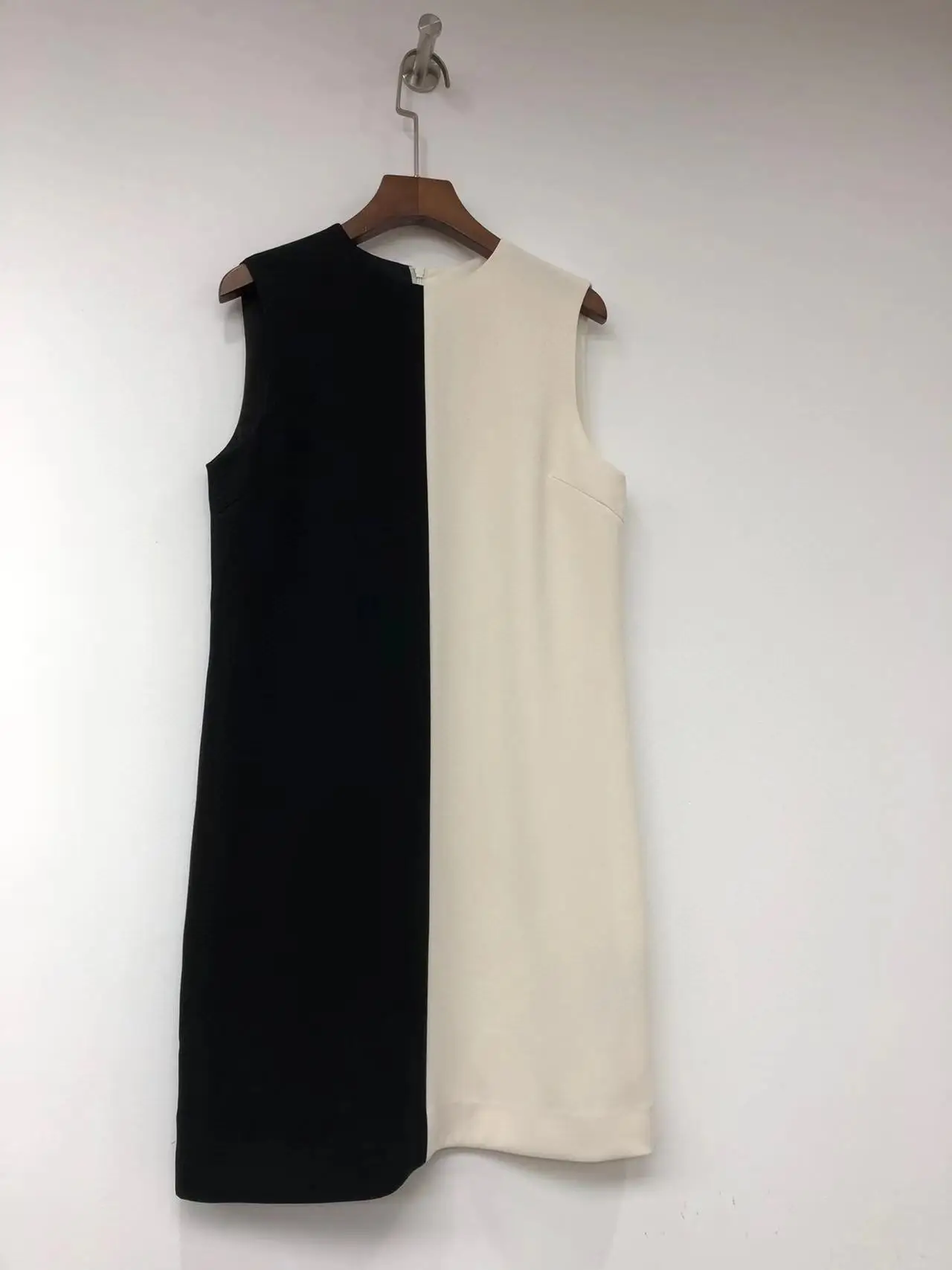 

Sleeveless dress women's triacetate fiber blend black white color blocking commuting temperament O-neck