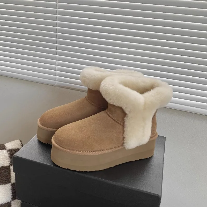 2023Autumn WinterNew Women's Snowy Boots Soft fur plush and thick cotton boots for warmth and fur cotton shoes for external wear
2023Autumn WinterNew Women's Snowy Boots Soft fur plush and thick cotton boots for warmth and fur cotton shoes for external wear