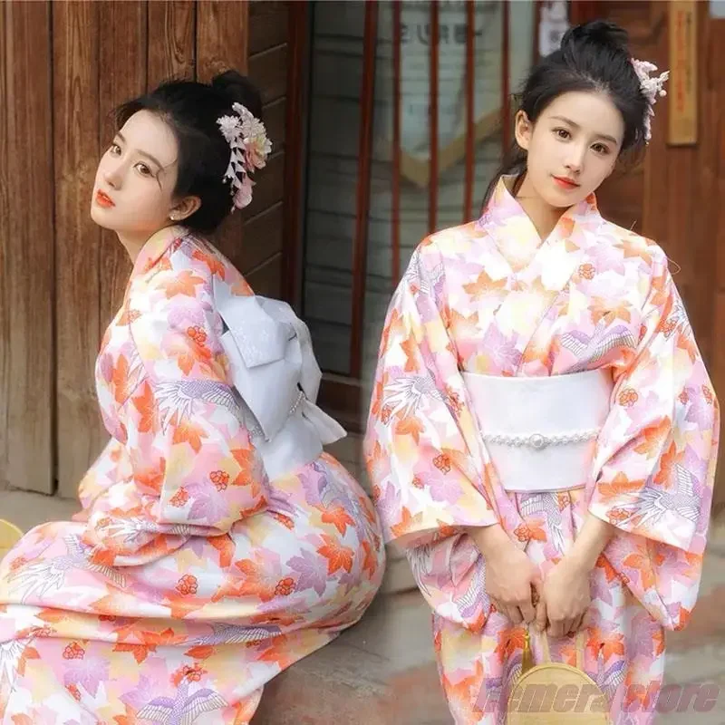 Kimono Women Japanese Traditional Yukata Haori Kimonos Cosplay Blouse Gown Female Summer Fashion Photography Clothes Party Dress
Kimono Women Japanese Traditional Yukata Haori Kimonos Cosplay Blouse Gown Female Summer Fashion Photography Clothes Party Dress