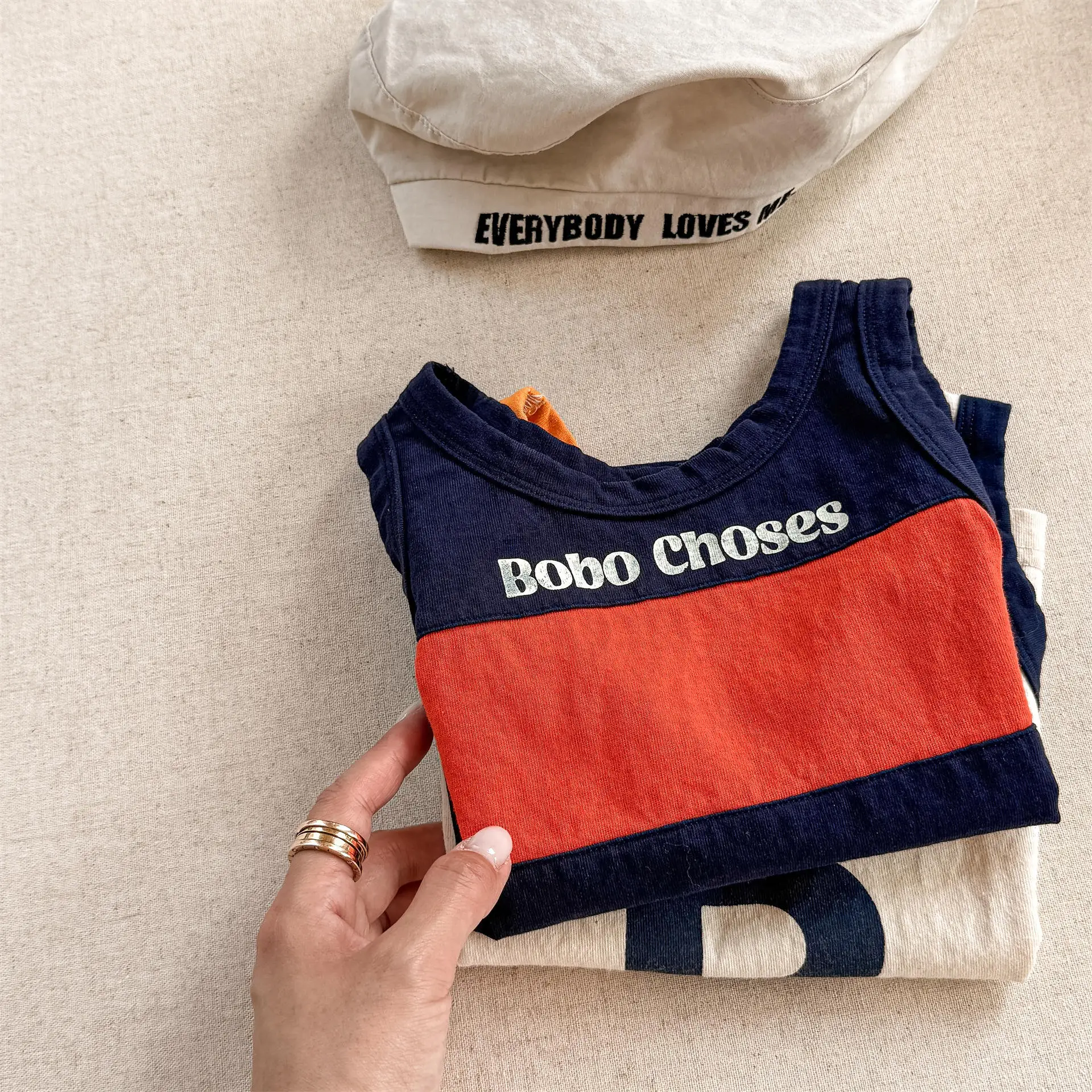2025 Summer New Girls Sleeveless Vest Letter Print Boys T Shirts Cotton Children Casual Tops Loose Kids Tee Infant Clothes 32 S8570dd54bd644adfa0d47dd7afb69efe9
