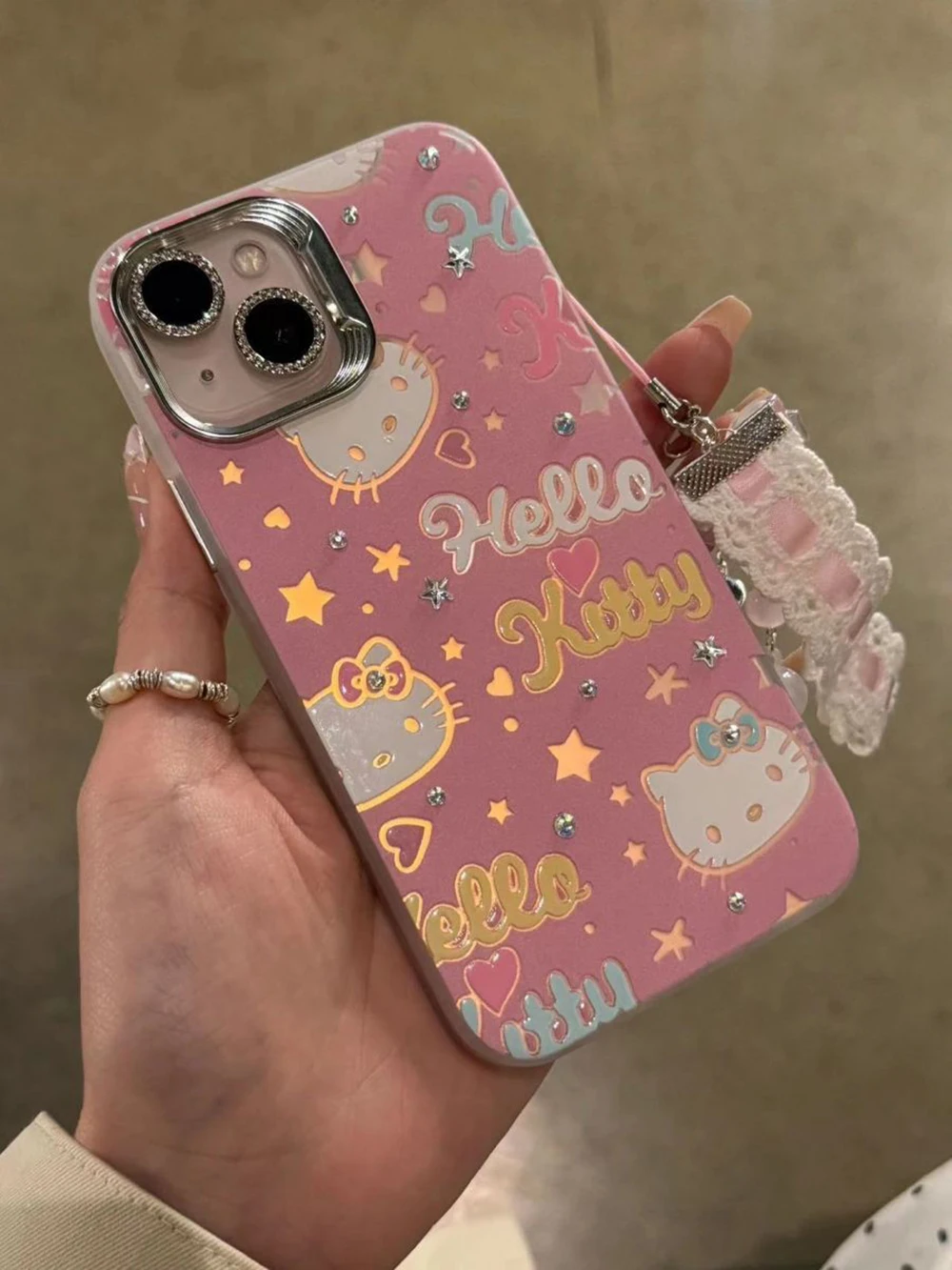 Sanrio мультфильм Kawaii Hello Kitty фотография с браслетом Для Iphone15Promax 15 14 13 12 11 милые девушки студенты чехол
Sanrio мультфильм Kawaii Hello Kitty фотография с браслетом Для Iphone15Promax 15 14 13 12 11 милые девушки студенты чехол