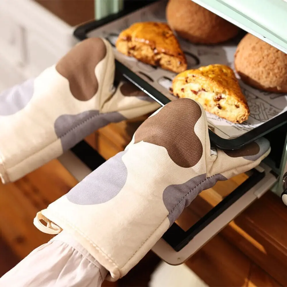 

Cotton Cat Paws Oven Mitts High Quality Heat Protective Gray Baking Oven Gloves Anti-scald Microwave Insulated Gloves