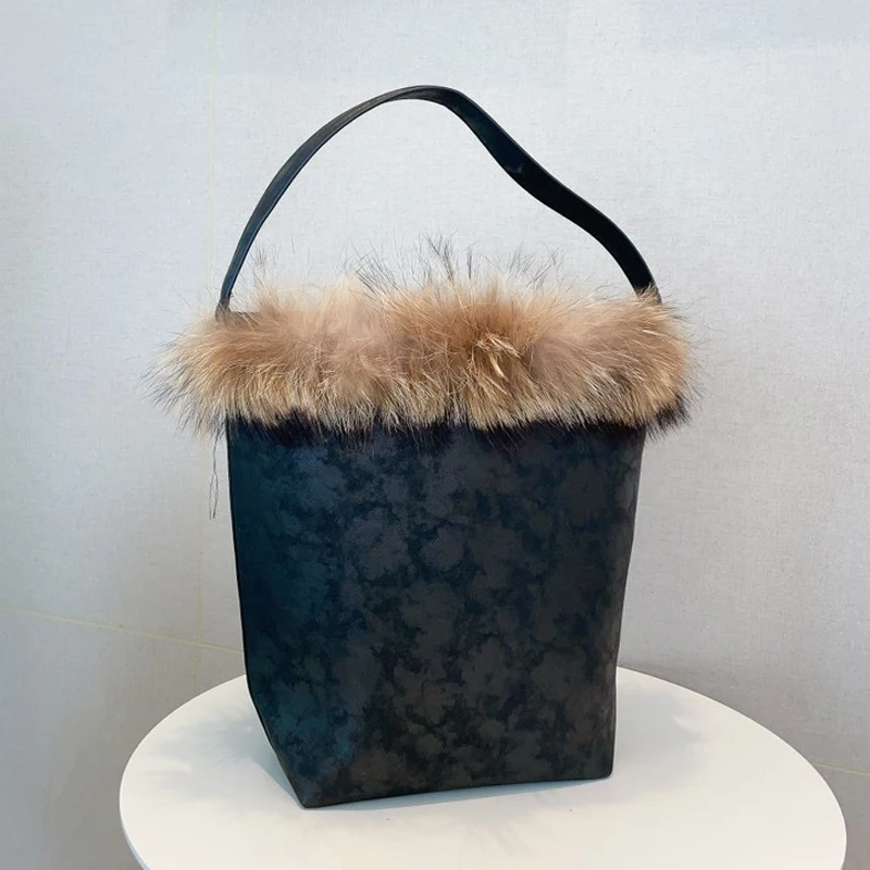 

Vintage Bucket Composite Underarm Bags For Women Luxury Designer Handbag And Purse 2023 New In PU Leather Plush Ladies Shoulder