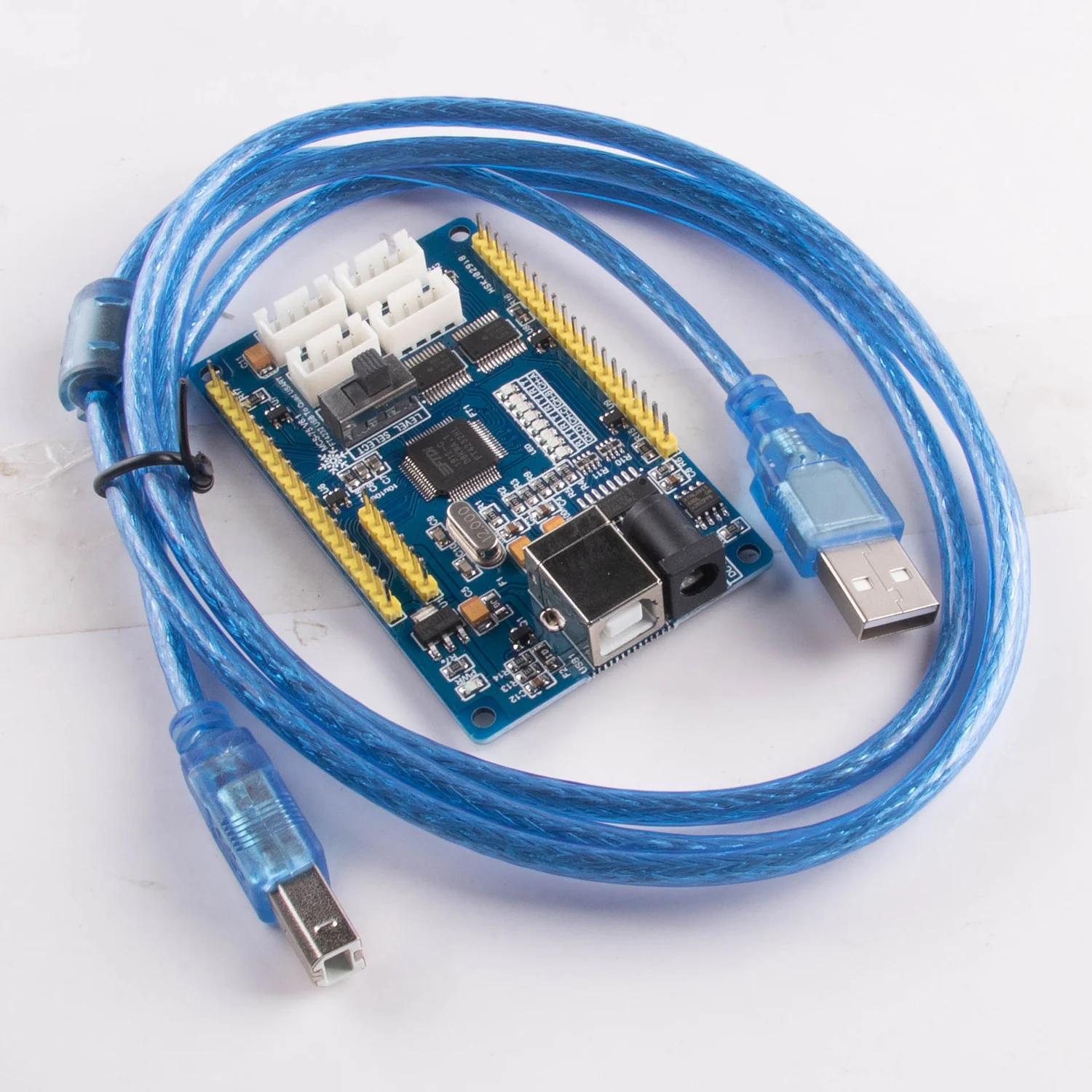 Модуль скачивания последовательного порта USB-TTL CI FT4232HL, модуль FTDI 3,3 В 5 В, 4-полосный последовательный порт, обновление, кабель платы загрузки
Модуль скачивания последовательного порта USB-TTL CI FT4232HL, модуль FTDI 3,3 В 5 В, 4-полосный последовательный порт, обновление, кабель платы загрузки