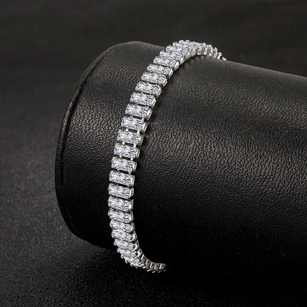 925 Sterling Silver Bracelet Elegant Zircon Crystal Fine Jewelry For Women Girl Engagement Wedding Party Gift 18CM
925 Sterling Silver Bracelet Elegant Zircon Crystal Fine Jewelry For Women Girl Engagement Wedding Party Gift 18CM