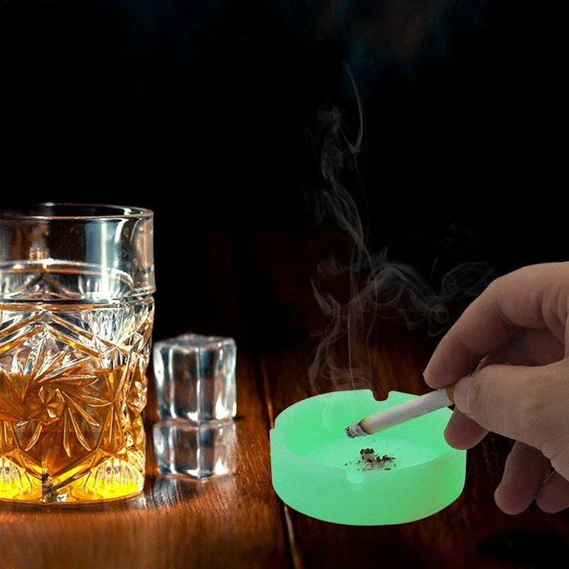EVIL Luminous Silicone Ashtray Premium Rubber High Temperature Heat Resistant Anti-fall Round Ash Tray Cigarette Accessories
EVIL Luminous Silicone Ashtray Premium Rubber High Temperature Heat Resistant Anti-fall Round Ash Tray Cigarette Accessories