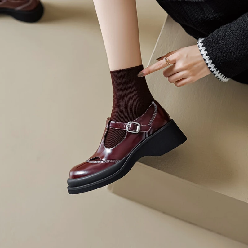 2023 Spring/Autumn Women Shoes Round Toe Chunky Heel Mary Janes Split Leather Shoes for Women Buckle Women Pumps Platform Shoes
2023 Spring/Autumn Women Shoes Round Toe Chunky Heel Mary Janes Split Leather Shoes for Women Buckle Women Pumps Platform Shoes