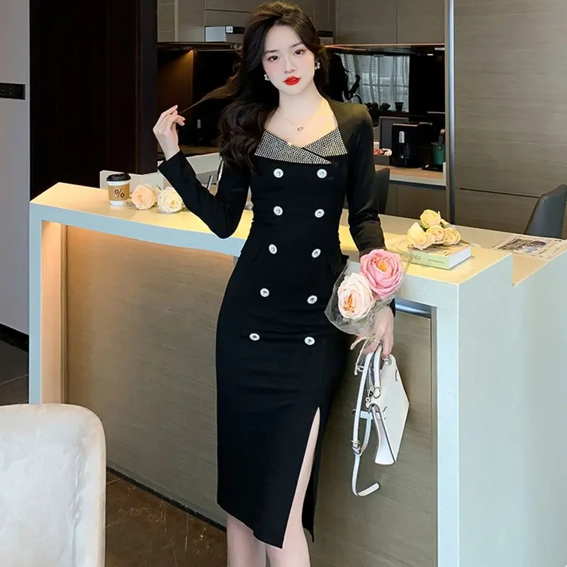 2023 Women's Dress Autumn and Winter New Fashion Diamond Inlaid Temperament Hip Slim Free Shipping
2023 Women's Dress Autumn and Winter New Fashion Diamond Inlaid Temperament Hip Slim Free Shipping