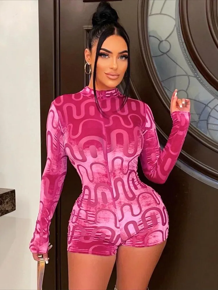 hirigin Women's Velvet Shorts Jumpsuit Ripple Print Gradient Round Neck Long Sleeve Invisible Zipper Closure Slim Playsuit 2023
hirigin Women's Velvet Shorts Jumpsuit Ripple Print Gradient Round Neck Long Sleeve Invisible Zipper Closure Slim Playsuit 2023