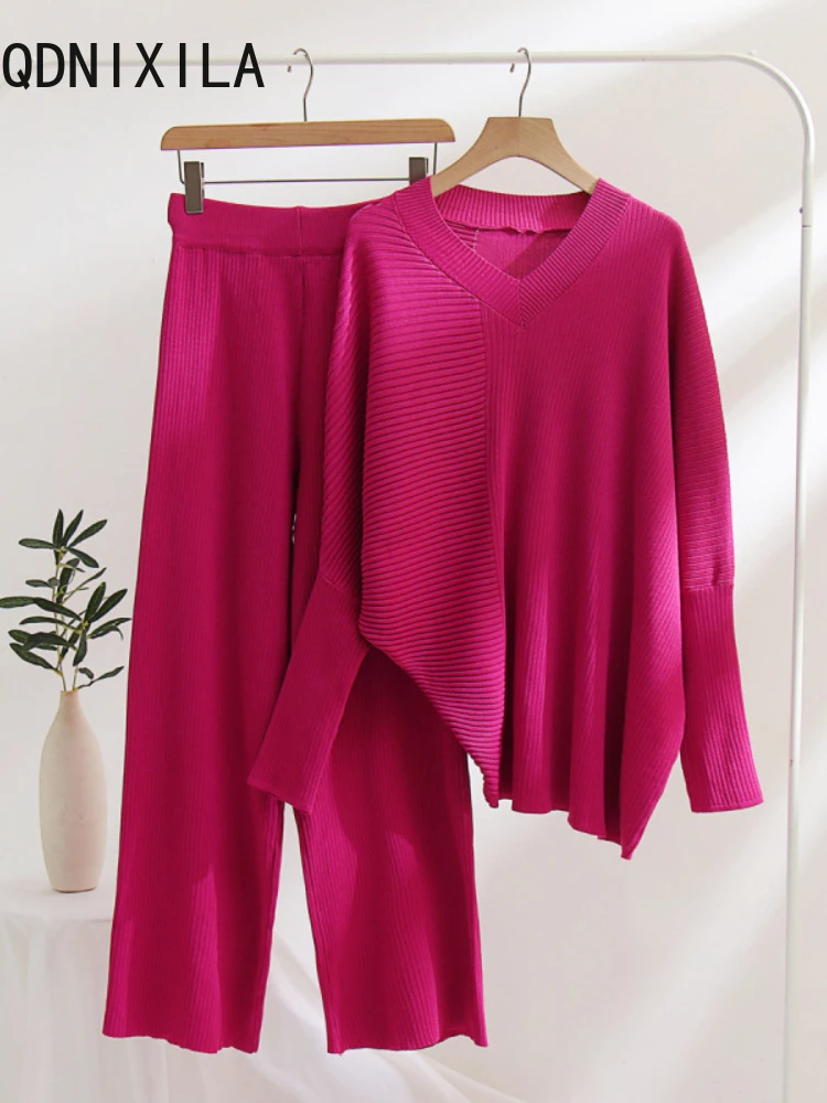 Knitted Two Piece Women Sets Sweater New Retro V-neck Batwing Sleeve Irregular Tops Suits Fashion Casual Elastic Waist Pant Sets
Knitted Two Piece Women Sets Sweater New Retro V-neck Batwing Sleeve Irregular Tops Suits Fashion Casual Elastic Waist Pant Sets