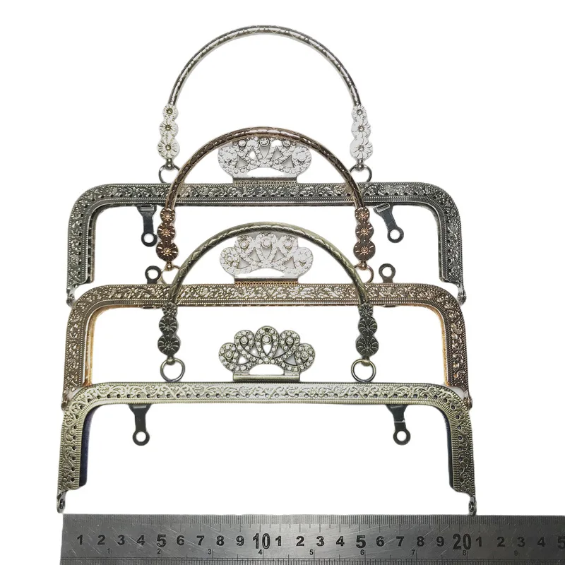 DIY Jewelry Accessories 20.5cm Antique Copper Silver Light Gold Gun Black Square Crown Head Bracelet Mouth Gold
DIY Jewelry Accessories 20.5cm Antique Copper Silver Light Gold Gun Black Square Crown Head Bracelet Mouth Gold
