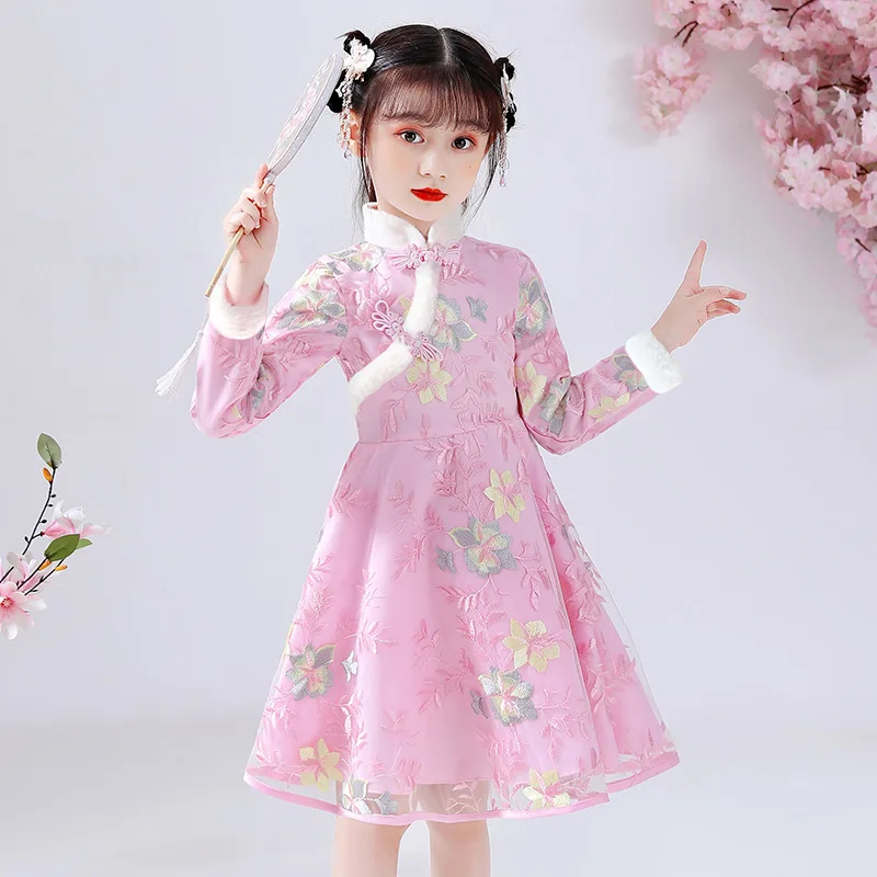 2022 Winte New Hanfu Cheongsam Kids Children Hanfu Dress Girls Chinese New Year Costumes Lovely Ancient Folk Dance Clothes
2022 Winte New Hanfu Cheongsam Kids Children Hanfu Dress Girls Chinese New Year Costumes Lovely Ancient Folk Dance Clothes