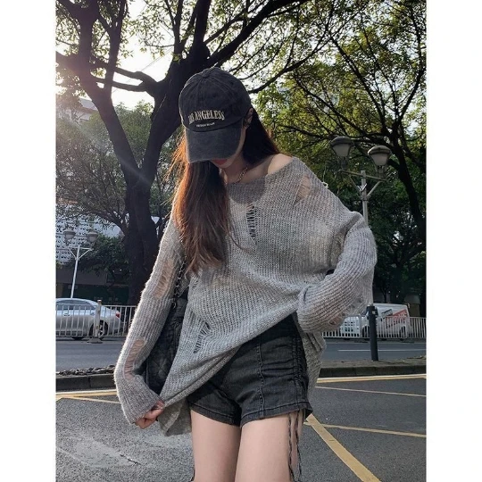 Gray Hole Fashion Autumn Fall Woman Clothes Hollow T Fashion Loose Japanese Pullover Jacket Women Sweater Lady Tops Overcoat
Gray Hole Fashion Autumn Fall Woman Clothes Hollow T Fashion Loose Japanese Pullover Jacket Women Sweater Lady Tops Overcoat