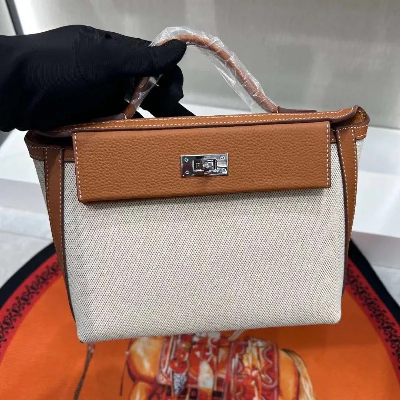 Women's Tote Dumpling Bag Leather Patchwork Woven Bag Luxury Designer Handbags High Quality Shoulder Handle Fashion Women's Bags
Women's Tote Dumpling Bag Leather Patchwork Woven Bag Luxury Designer Handbags High Quality Shoulder Handle Fashion Women's Bags