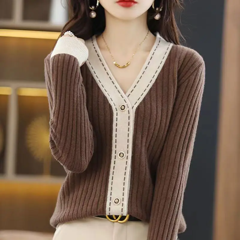 Autumn And Winter New Fashion Casual Women's Knitted Cardigan Thin Pit Stripe Contrast Color Sweater Coat Women
Autumn And Winter New Fashion Casual Women's Knitted Cardigan Thin Pit Stripe Contrast Color Sweater Coat Women