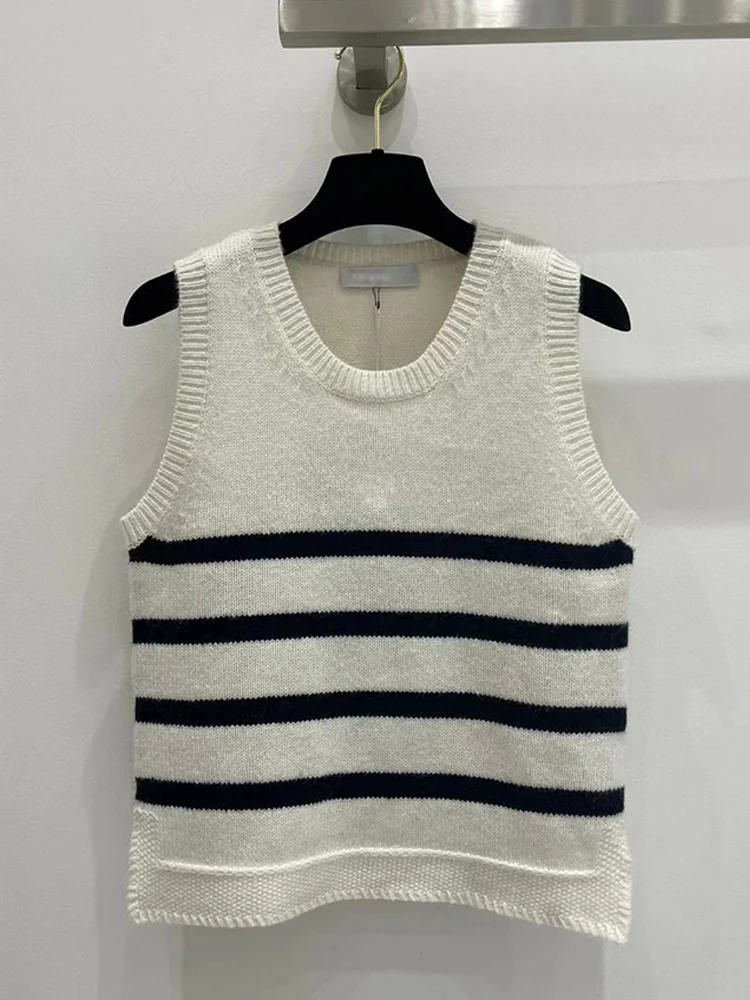 Designer retro color contrast horizontal striped wool knit sweater vest women's new fall fashion all-in-one sleeveless pullover 
Designer retro color contrast horizontal striped wool knit sweater vest women's new fall fashion all-in-one sleeveless pullover