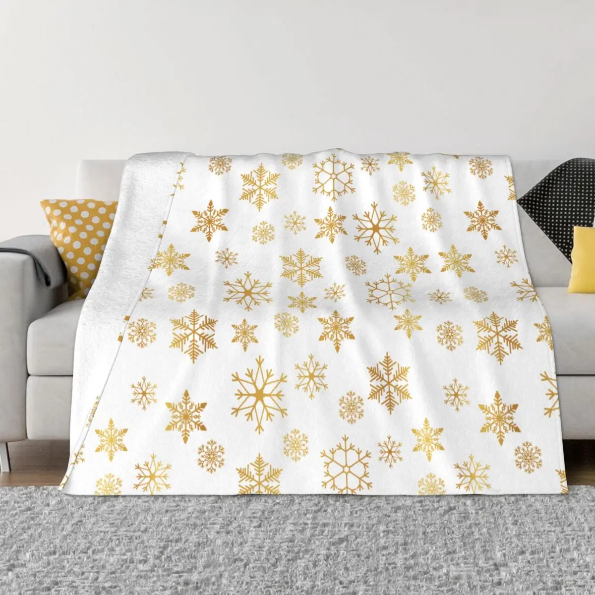 

Snowflake Merry Christmas Blankets Fleece All Season Celebration Lightweight Throw Blanket for Bedding Office Bedspreads