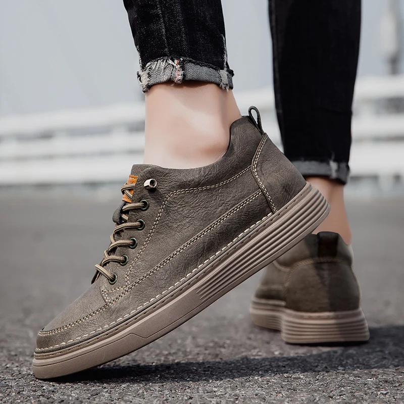 New Genuine Leather Men Casual Shoes Versatile Men Skateboard Shoe Man Outdoor Casual Platform Shoes Leisure Walk Big Size 36-47
New Genuine Leather Men Casual Shoes Versatile Men Skateboard Shoe Man Outdoor Casual Platform Shoes Leisure Walk Big Size 36-47