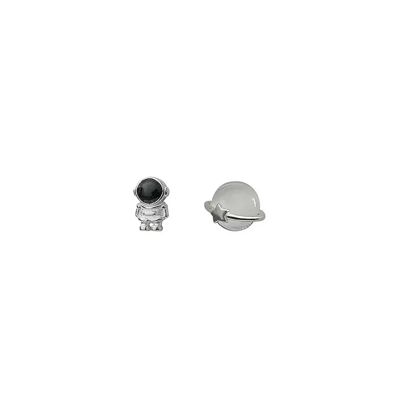 925 Sterling Silver Fashion Astronaut Earth Stud Earrings For Women Girls Trendy Jewelry Wholesale
925 Sterling Silver Fashion Astronaut Earth Stud Earrings For Women Girls Trendy Jewelry Wholesale