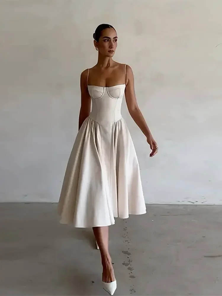Elegant Solid Chest Wrapped Sling Dress Women Sexy Off Shoulder Pleated Maxi Vestidos 2024 Summer Ladies Vacation Party Dresses
Elegant Solid Chest Wrapped Sling Dress Women Sexy Off Shoulder Pleated Maxi Vestidos 2024 Summer Ladies Vacation Party Dresses