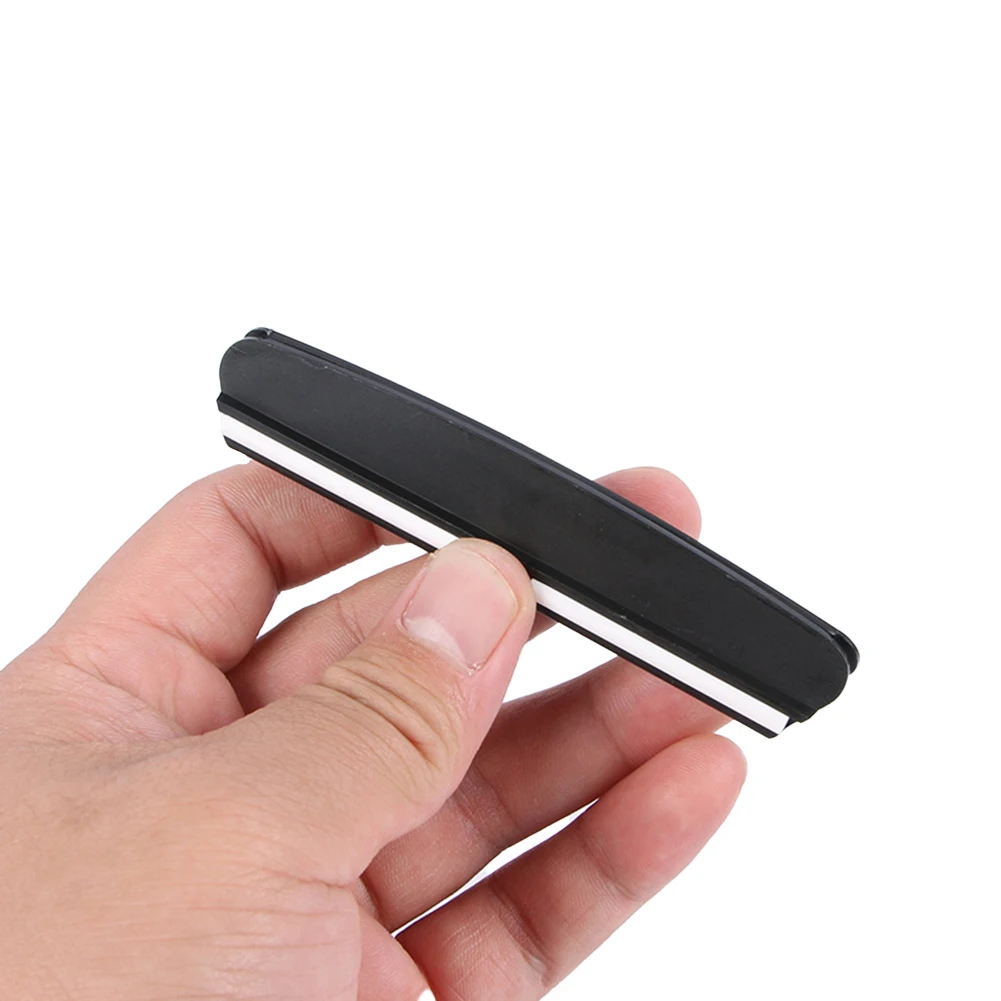 1PC Angle Sharpener Kitchen Knives Plastic&ceramic 9*10*1.8cm Control The 15-degree Angle Household Kitchen Knives
1PC Angle Sharpener Kitchen Knives Plastic&ceramic 9*10*1.8cm Control The 15-degree Angle Household Kitchen Knives