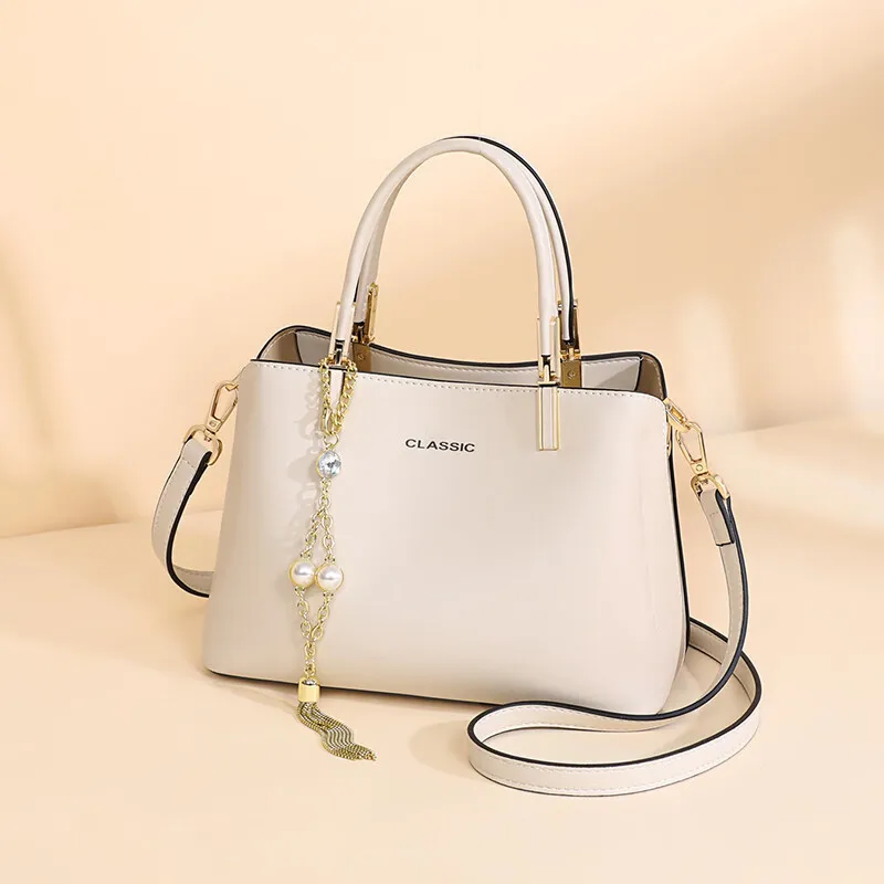 Women's Bag 2023 New Women's Bag to Give Mom Handbag Genuine Leather High-Grade Fashion Shoulder Messenger Bag
Women's Bag 2023 New Women's Bag to Give Mom Handbag Genuine Leather High-Grade Fashion Shoulder Messenger Bag