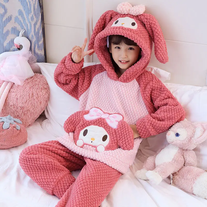 Sanrio My Melody детская искусственная фигурка аниме утолщенная зимняя одежда для отдыха детская одежда от 2 до 8 лет Kawaii
Sanrio My Melody детская искусственная фигурка аниме утолщенная зимняя одежда для отдыха детская одежда от 2 до 8 лет Kawaii