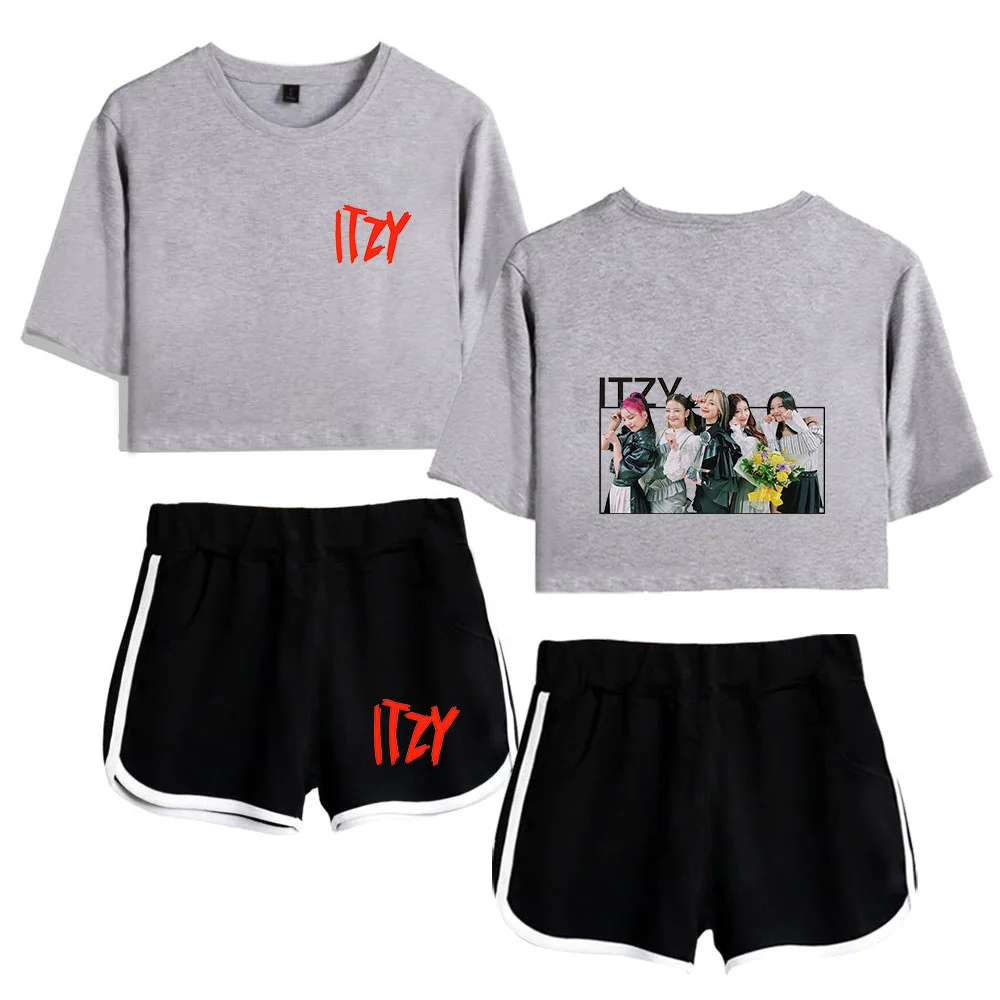 2022 ITZY CRAZY Love 2D Digital Print Album Women Sexy Short-sleeved Shorts Two-Piece Short Sleeve Kpop Suit
2022 ITZY CRAZY Love 2D Digital Print Album Women Sexy Short-sleeved Shorts Two-Piece Short Sleeve Kpop Suit