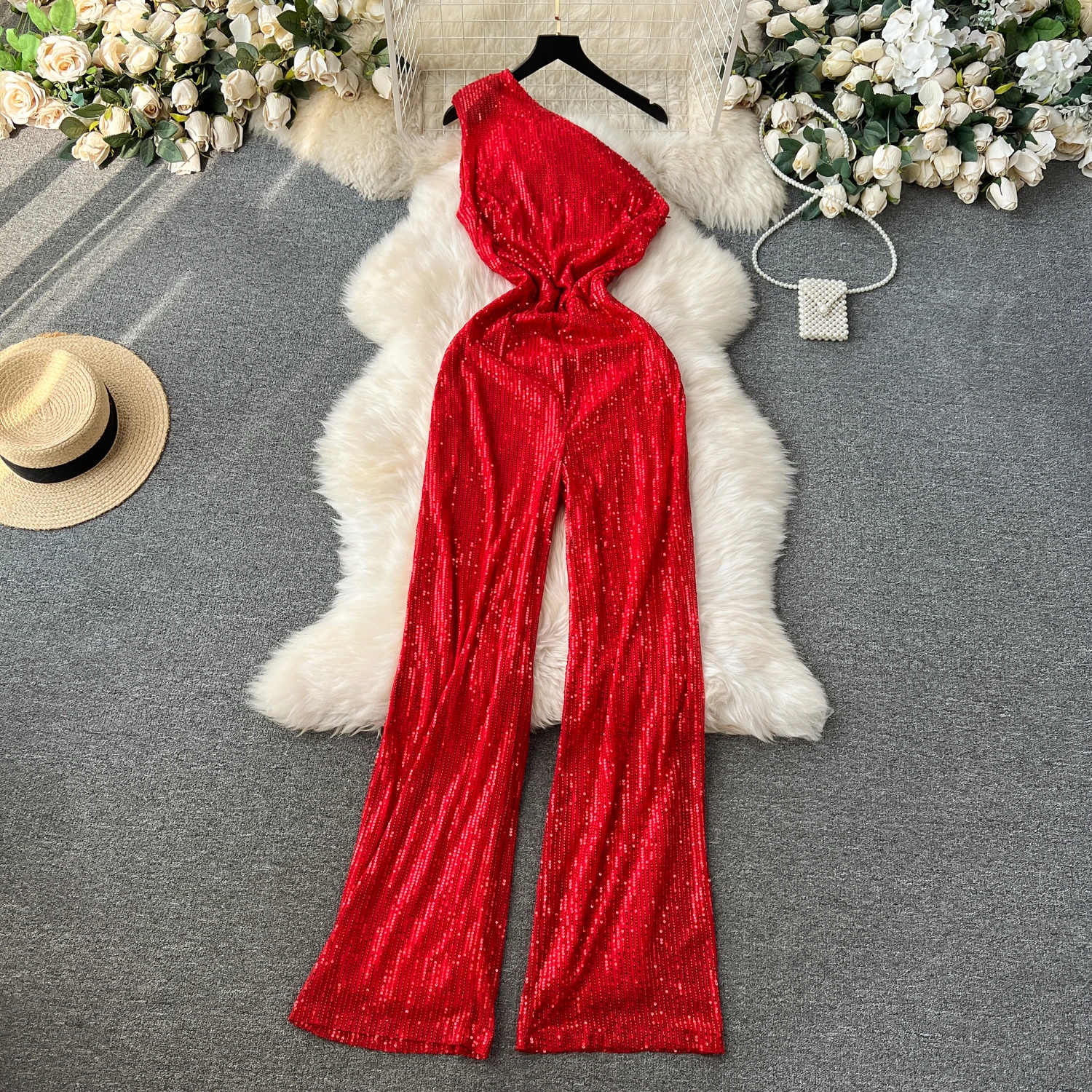 Clothland Women Sexy Sequined Jumpsuit Inclined Shoulder Sleeveless Backless Candy Color Shiny Party Club Event Playsuit KA420
Clothland Women Sexy Sequined Jumpsuit Inclined Shoulder Sleeveless Backless Candy Color Shiny Party Club Event Playsuit KA420