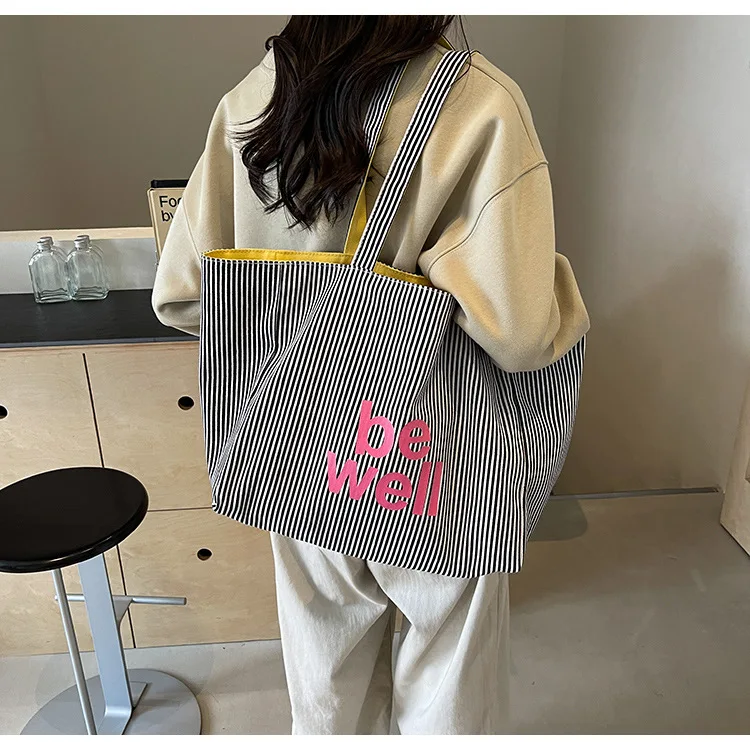 2025 New Fashion Striped Women's Shoulder Bag 22 S86ebfe13ca91411d968ddcc3b065cd51Z