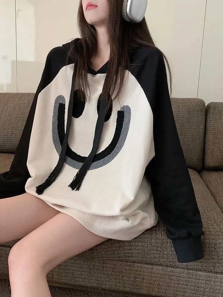 Hoodie Women Embroidery Designer Oversized Clothes Spring Fashion Loose Long Sleeved Hip Hop Pullover Tops Streetwear
Hoodie Women Embroidery Designer Oversized Clothes Spring Fashion Loose Long Sleeved Hip Hop Pullover Tops Streetwear