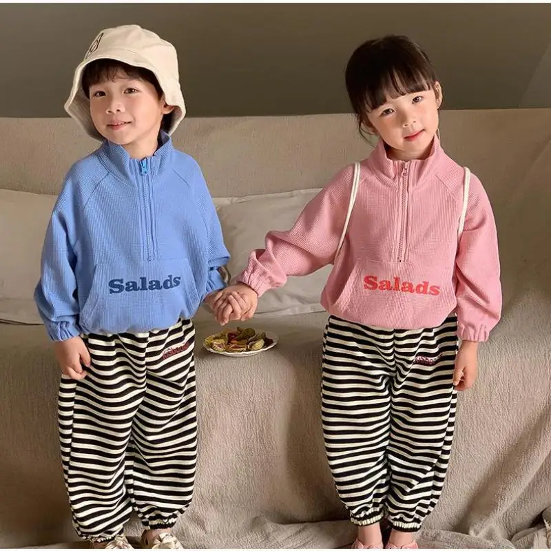 2023 Autumn New Children Striped Letter Sweatpants Fashion Jogger Pants Baby Girls Boys Versatile Casual Trousers Kids Clothes
2023 Autumn New Children Striped Letter Sweatpants Fashion Jogger Pants Baby Girls Boys Versatile Casual Trousers Kids Clothes