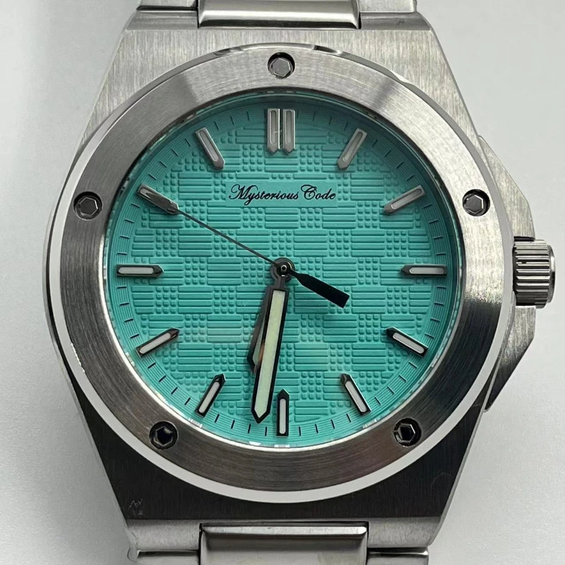 Luxury Sports Watch Men 40mm Quartz Wristwatches VH31 Sweep Second Movement Homage Top Brand Luminous Clocks Mysterious Code 
Luxury Sports Watch Men 40mm Quartz Wristwatches VH31 Sweep Second Movement Homage Top Brand Luminous Clocks Mysterious Code