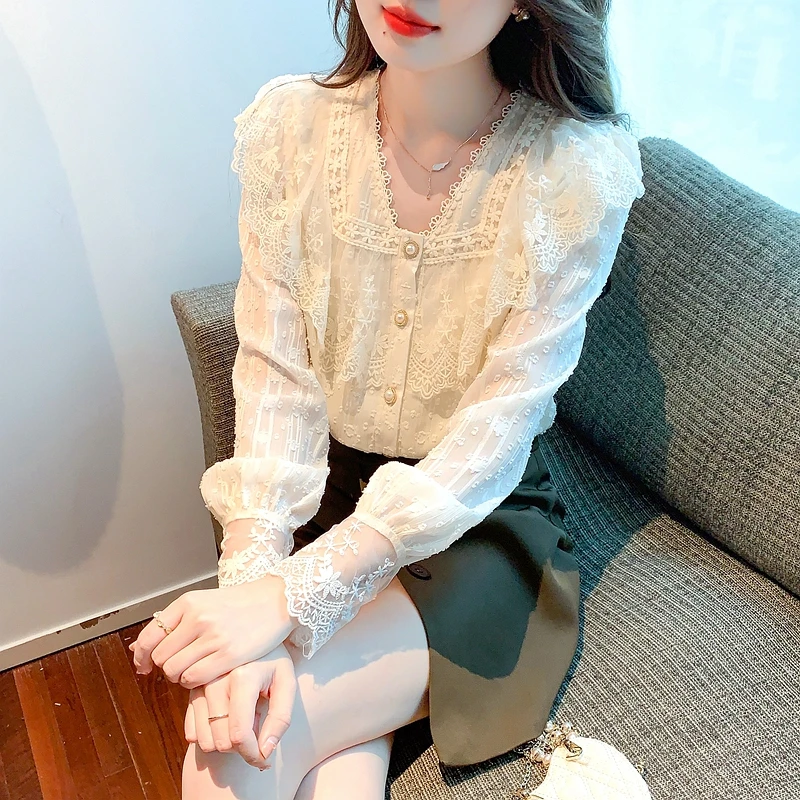 

Женская винтажная рубашка с оборками, элегантная кружевная блузка в стиле пэчворк, Офисная Дамская рубашка в Корейском стиле с V-образным вырезом и длинным рукавом, универсальные шикарные топы, Li3, на лето