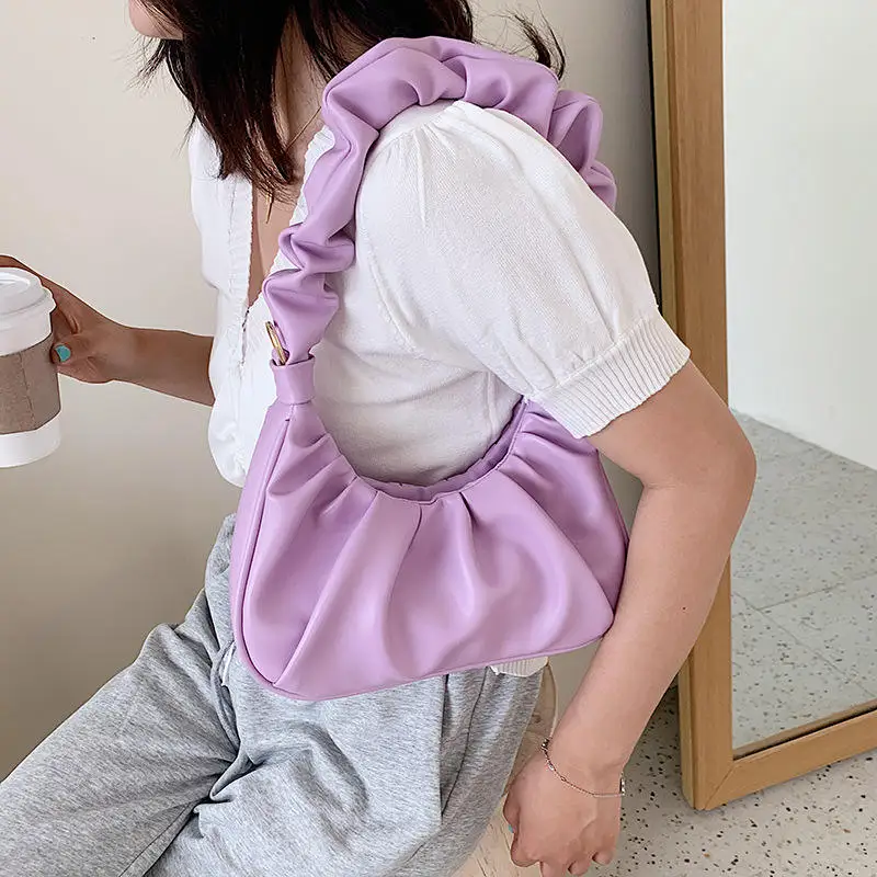 Fashion Sweet Girls Bags Pu Leather Shoulder Bags for Women 2022 Portable Moon Design Luxury Ruched Cloud Bag ladies handbag
Fashion Sweet Girls Bags Pu Leather Shoulder Bags for Women 2022 Portable Moon Design Luxury Ruched Cloud Bag ladies handbag