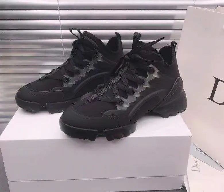 Fashion women's shoes 2022 leather all-match inner height increase super fire casual sports shoes couple models
Fashion women's shoes 2022 leather all-match inner height increase super fire casual sports shoes couple models