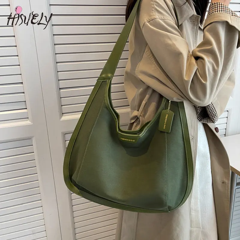 High Capacity Retro Handbags for Women 2023 Designer Luxury Oxford Cloth Female Green Single Shoulder Bags Shopper Bag Purse
High Capacity Retro Handbags for Women 2023 Designer Luxury Oxford Cloth Female Green Single Shoulder Bags Shopper Bag Purse