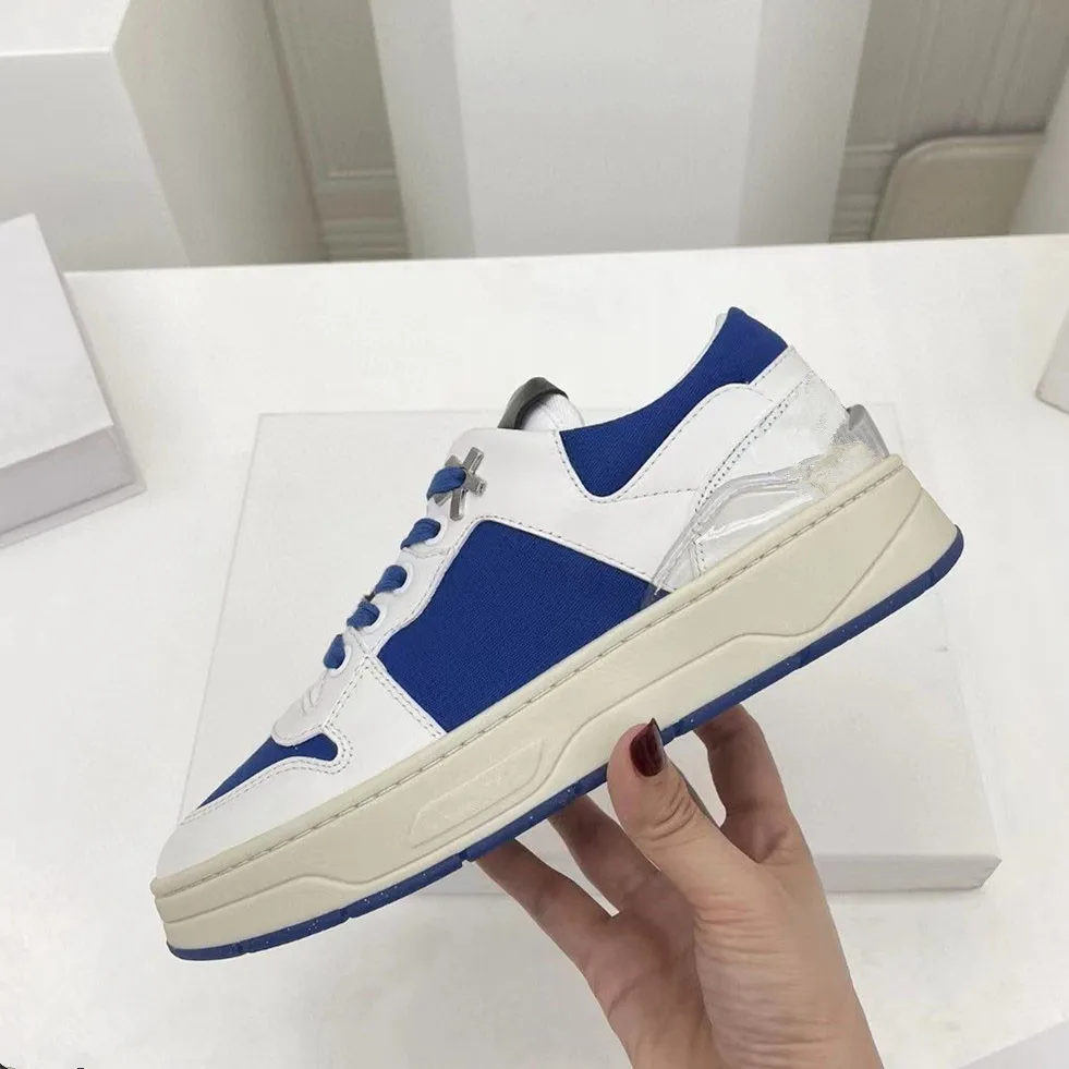 High Quality Couples' Graffiti Genuine Leather Thick Sole Color Matching Board Shoes Trendy Casual Sports Small White Shoes
High Quality Couples' Graffiti Genuine Leather Thick Sole Color Matching Board Shoes Trendy Casual Sports Small White Shoes