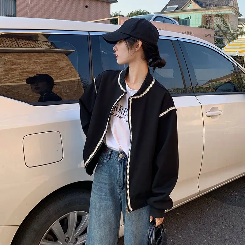 2023 Women Spring Autumn New Korean Baseball Uniform Jackets Female Loose Long-sleeved Coats Ladies Solid Casual Outerwear Y346
2023 Women Spring Autumn New Korean Baseball Uniform Jackets Female Loose Long-sleeved Coats Ladies Solid Casual Outerwear Y346