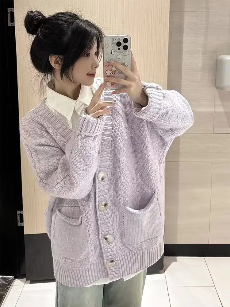 Purple knitted cardigan sweater, college style sweet knitted sweater for women's autumn winter new long sleeved V-neck sweater Purple knitted cardigan sweater, college style sweet knitted sweater for women's autumn winter new long sleeved V-neck sweater