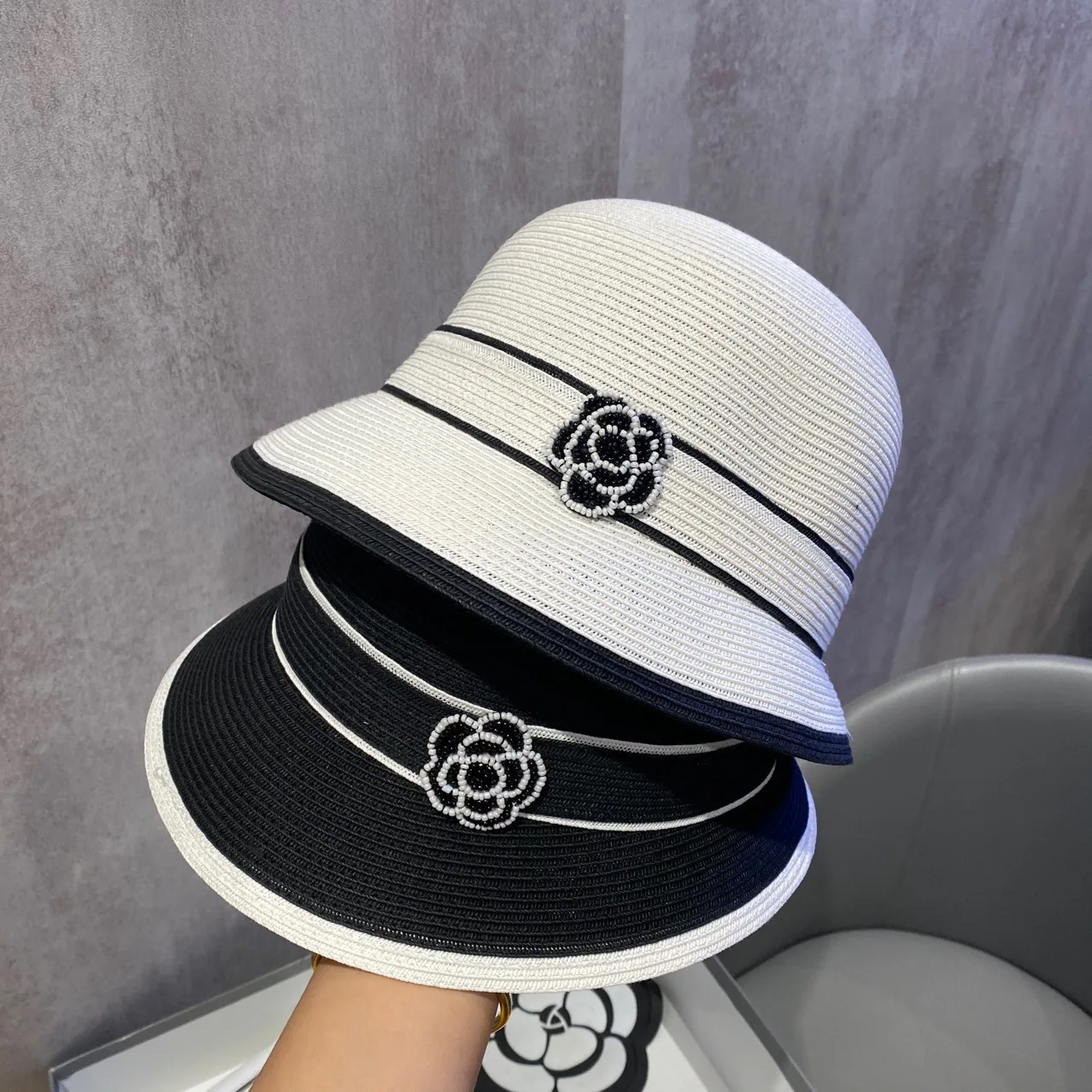 New Women's Summer Sunshade Hat Camellia Foldable Sun Hat Beach Hat Straw Hat UV Protection Travel Hat Women's Hat Girls' Summer
New Women's Summer Sunshade Hat Camellia Foldable Sun Hat Beach Hat Straw Hat UV Protection Travel Hat Women's Hat Girls' Summer
