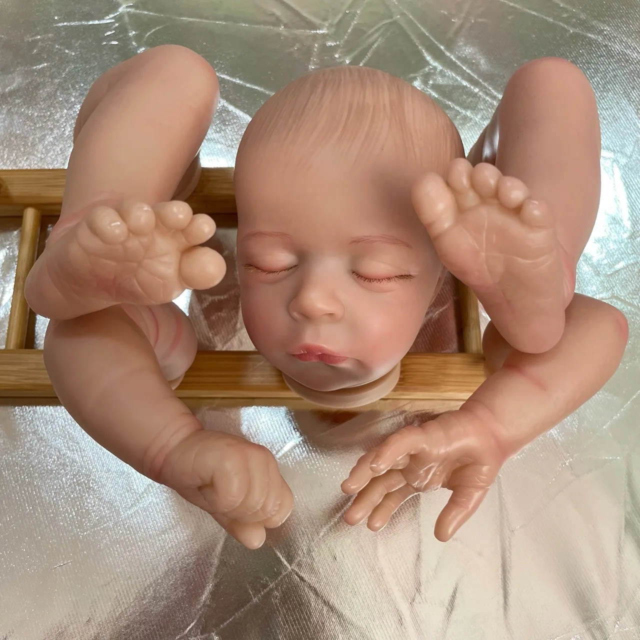 20 Inches 3D Painting Reborn Kit Jude With Painted Hair High Quality Handmade Painting Molds
20 Inches 3D Painting Reborn Kit Jude With Painted Hair High Quality Handmade Painting Molds