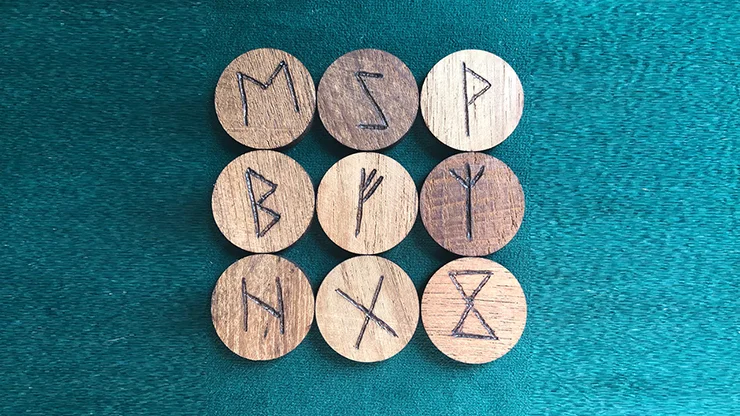 Runic by Liam Montier and Kaymar Magic Card Magic and Trick Decks Close up Magic Gimmick Illusions Magician Mentalism Prediction
Runic by Liam Montier and Kaymar Magic Card Magic and Trick Decks Close up Magic Gimmick Illusions Magician Mentalism Prediction